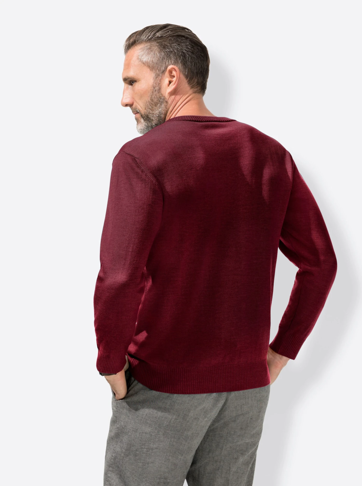 V-Pullover - Bordeaux – Bild 3