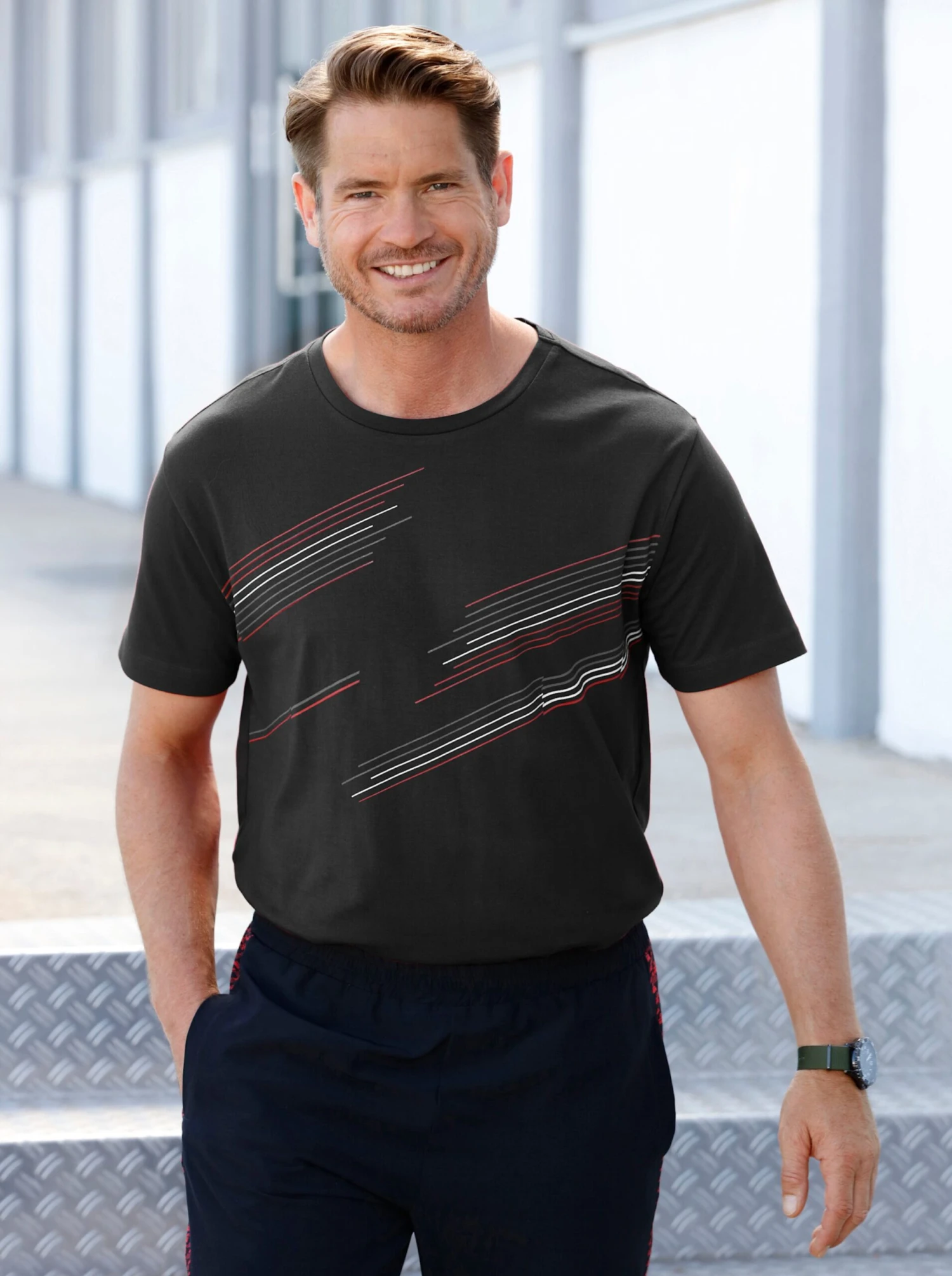 Freizeitshirt - Schwarz