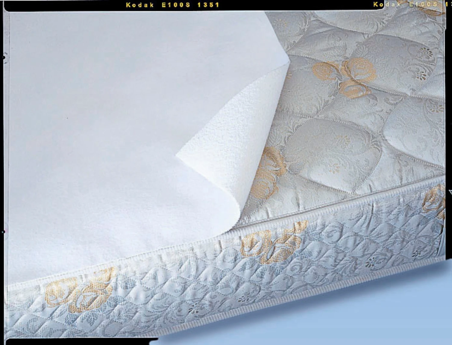 Wasserdichte Inkontinenz-Bettauflage - Weiß