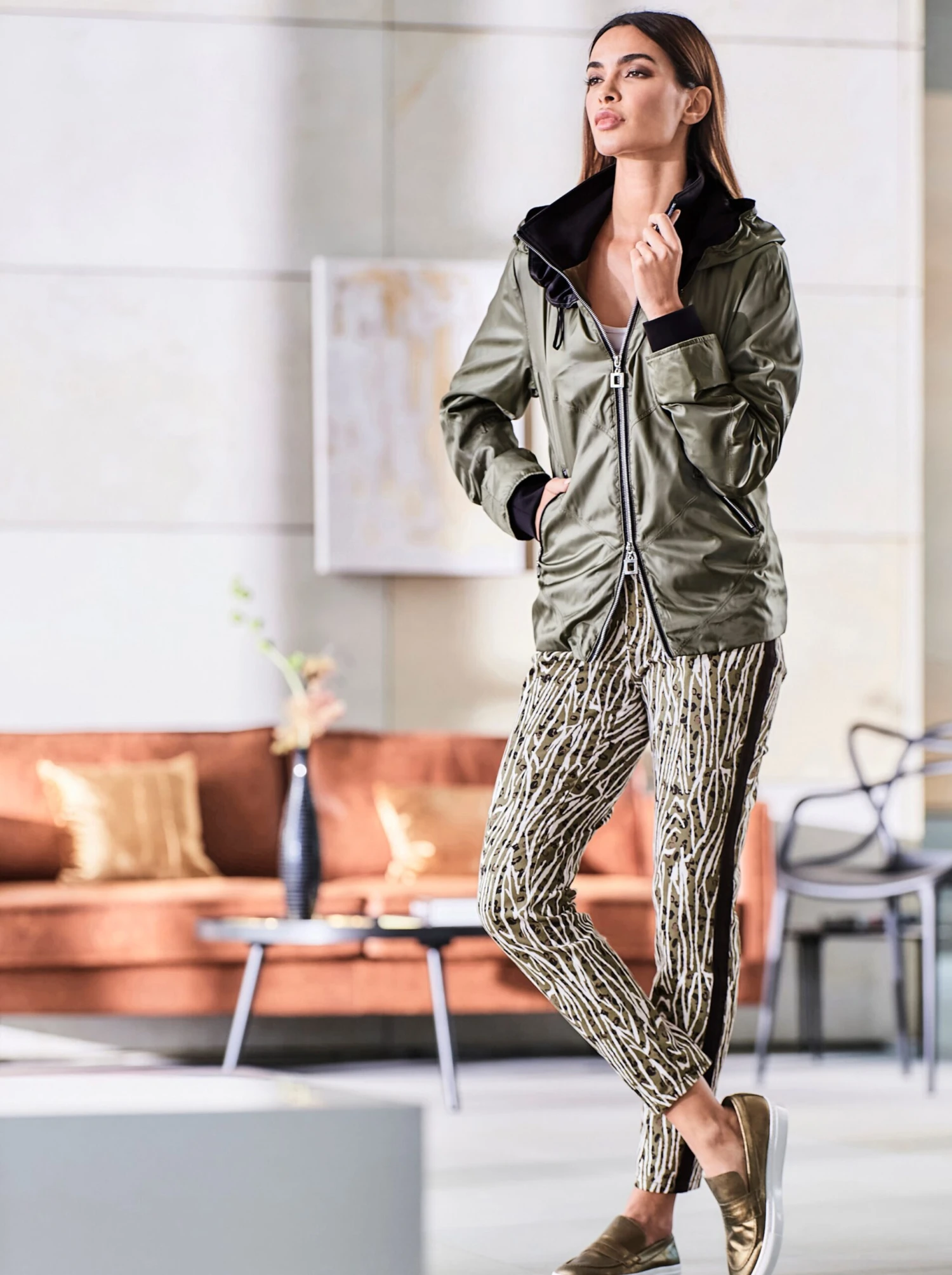 Heine Druck-Hose - Ecru-khaki-bedruckt – Bild 4